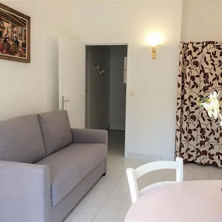 Les Hauts Des Issambres-1 By Interhome Lägenhet